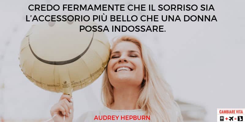 Frasi Sul Sorriso Citazioni Aforismi E Frasi Belle Sul Sorriso E Il Sorridere